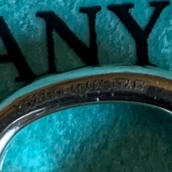 Authentic Tiffany & Co. Clasping Link Sterling Silver (Can be used as extender) - Picture 3 of 4